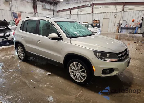 2012 Volkswagen Tiguan S z USA, uszkodzony, nr VIN WVGAV7AX7CW601512